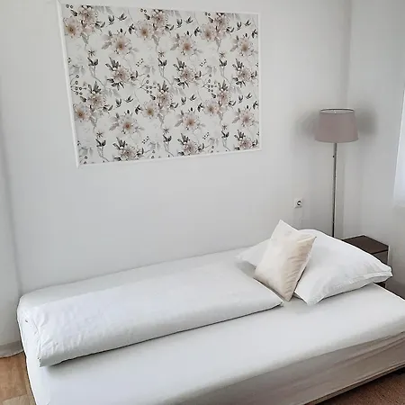 Gaestehaus Johannishof Guest house 3*